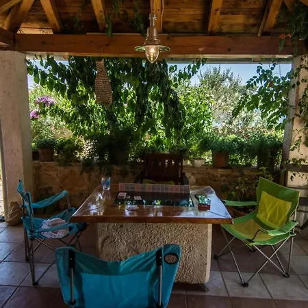 Apartamento Klimatisiertes Gaestezimmer Mit Blick Auf Den Pinienwald By Interhome *