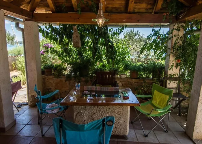 公寓 Klimatisiertes Gaestezimmer Mit Blick Auf Den Pinienwald By Interhome *
